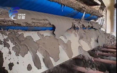 解決帶式機(jī)壓泥脫水難題,實(shí)現(xiàn)污泥深度脫水-青島仕駿